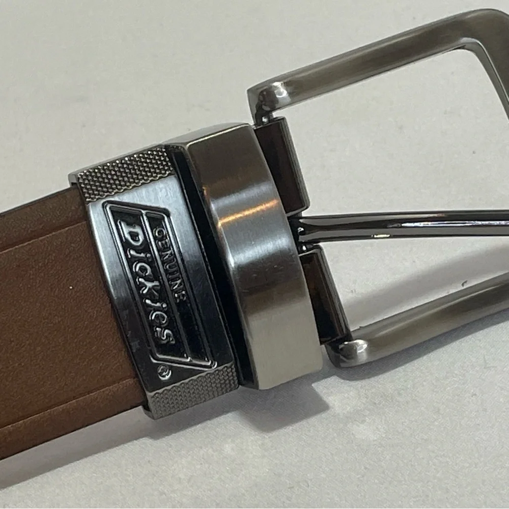Dickies Black and Brown Leather Belt. Reversible. Pu coated leather. 50-52. Used